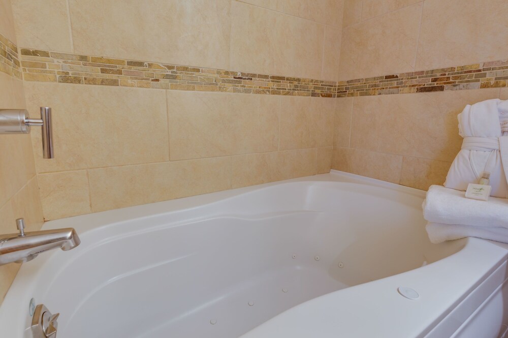 Jetted Tub