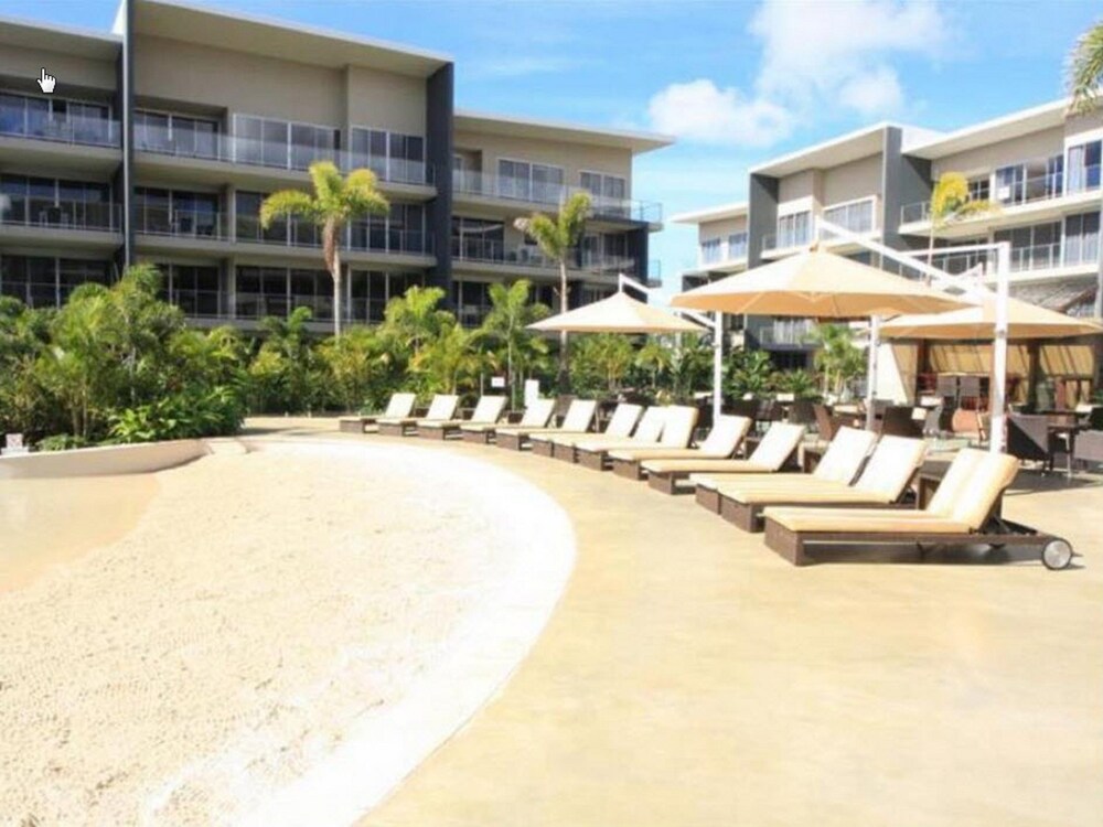 Sundeck