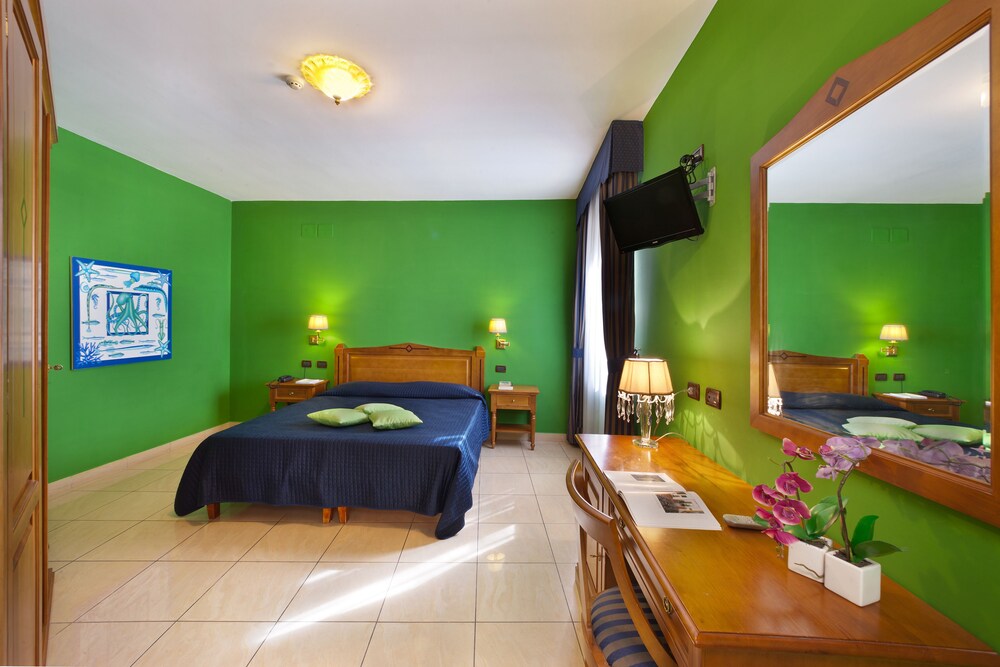 Guestroom