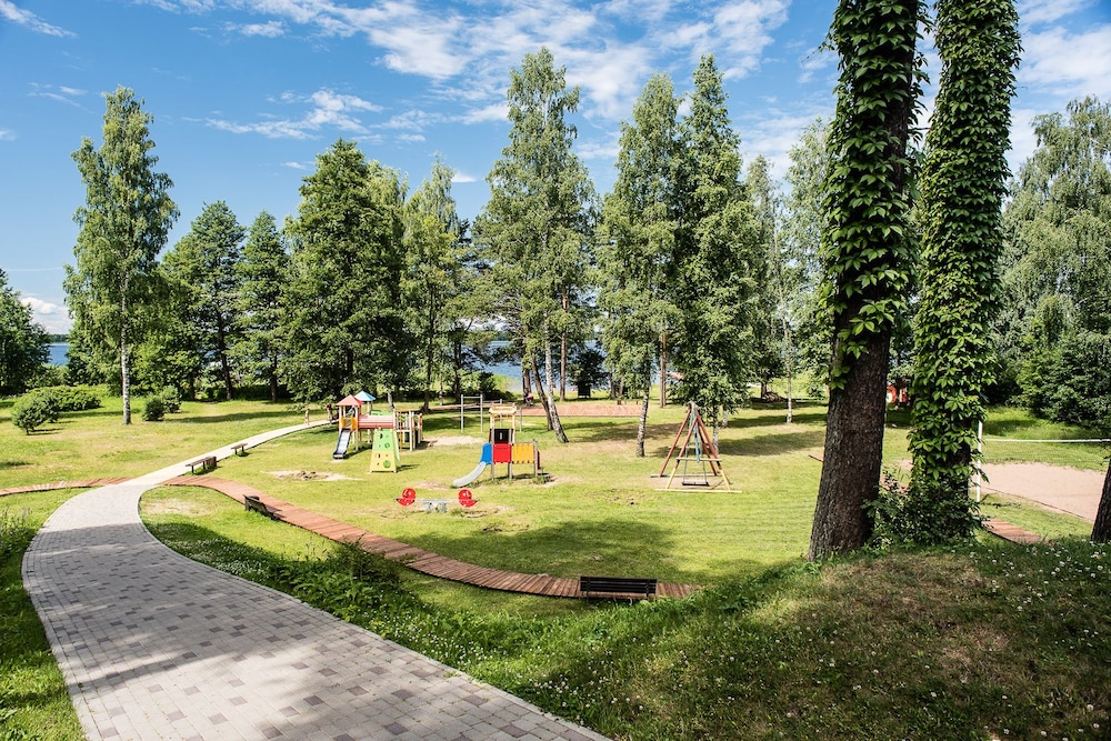 Childrens Play Area - Outdoor