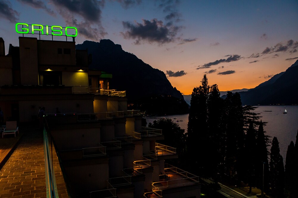 Hotel Front - Evening/Night