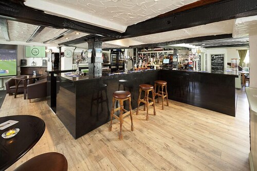 Hotel Bar