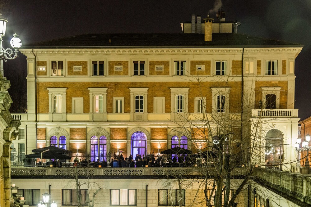 Hotel Front - Evening/Night