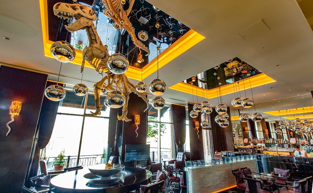Hotel Lounge