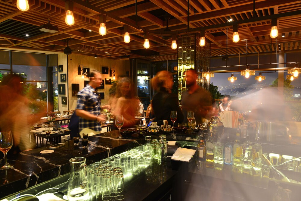 Hotel Bar