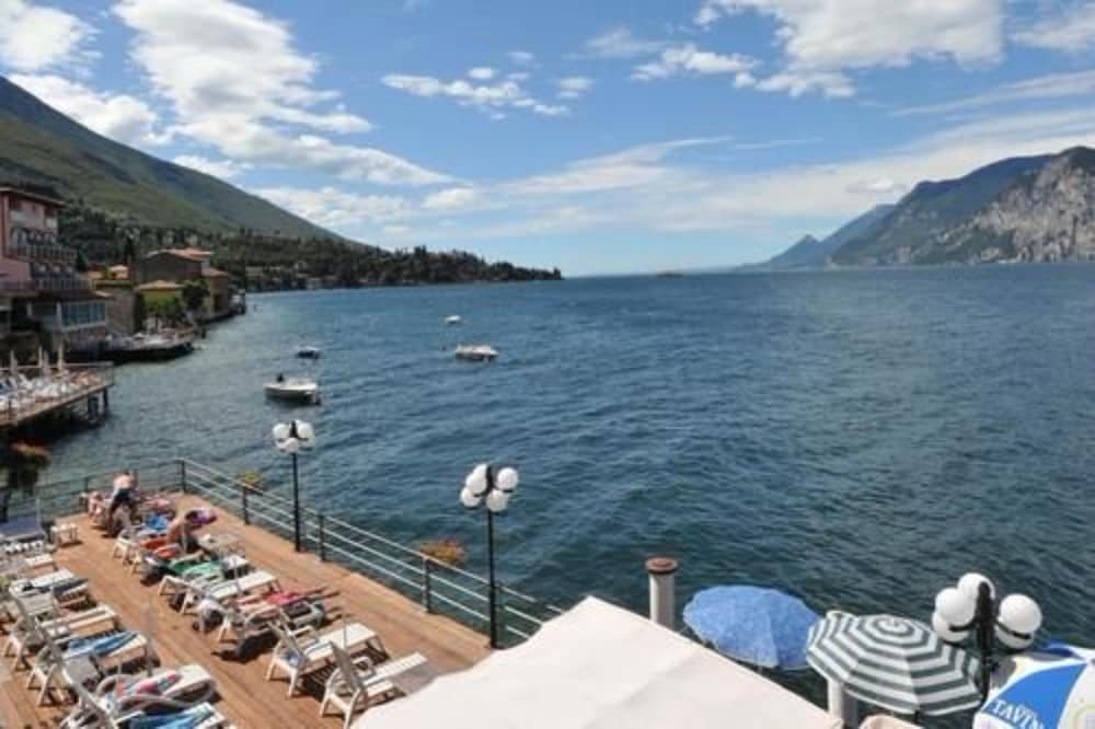 Lake View