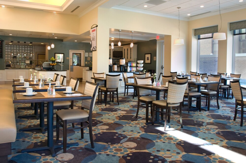 Hotel Lounge