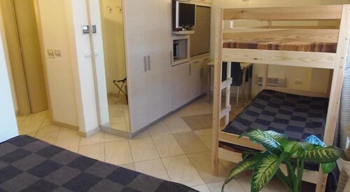 Quadruple Room, Kitchenette - Guestroom