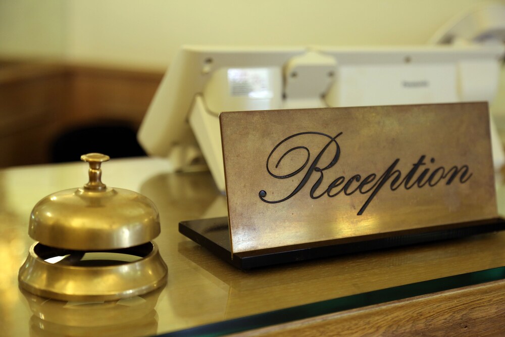 Concierge Desk
