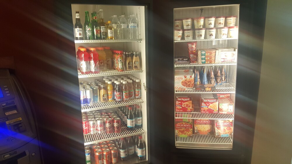 Snack Bar