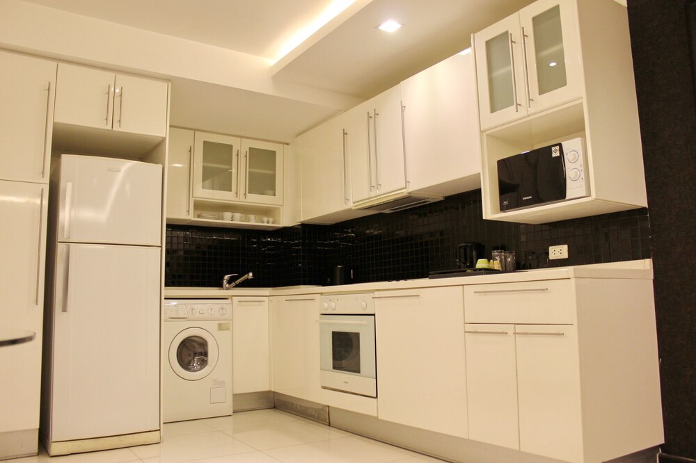 Deluxe Suite, 1 Bedroom - In-Room Kitchenette