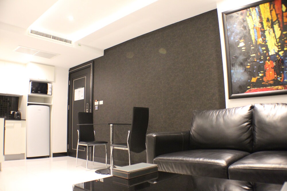 Family Suite, 2 Bedrooms - Living Room