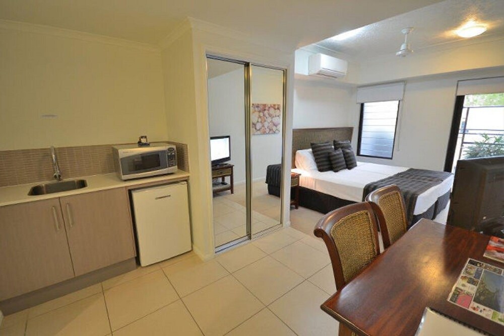 Studio - Guestroom