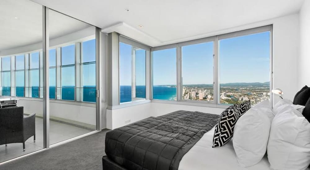 Superior Penthouse, 4 Bedrooms, Bathtub, Ocean View - Guestroom