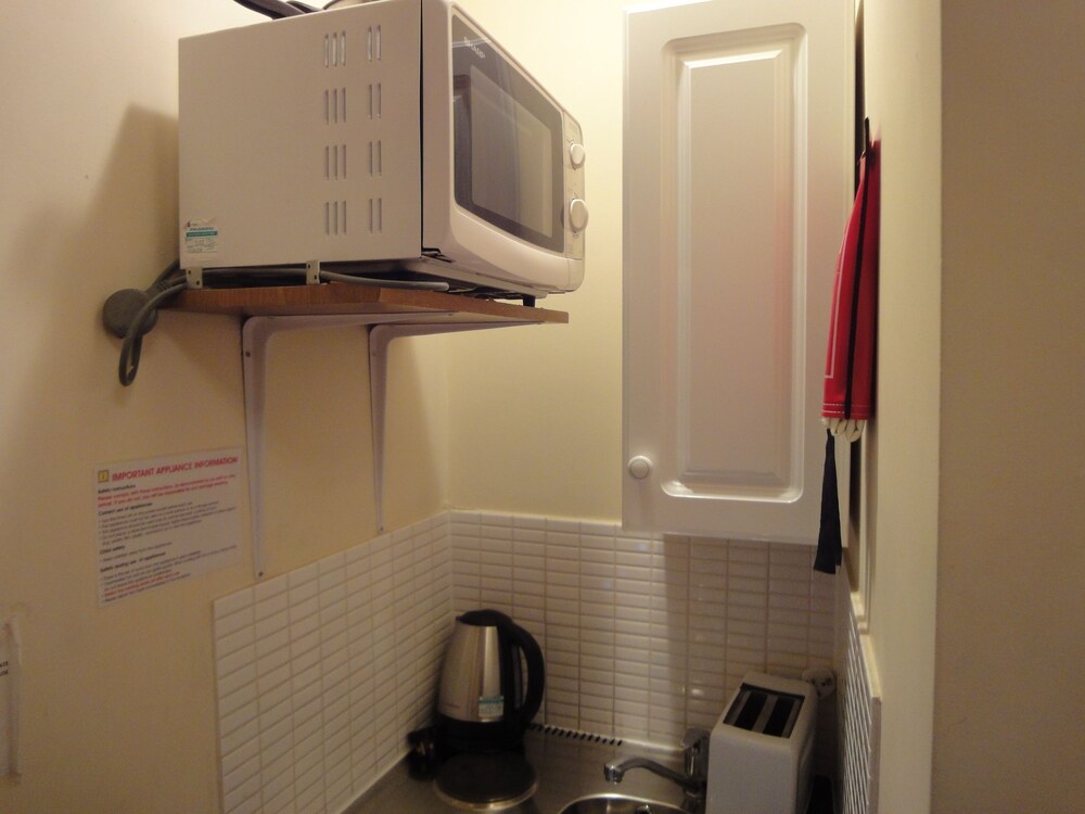 Studio, 1 Single Bed - Microwave