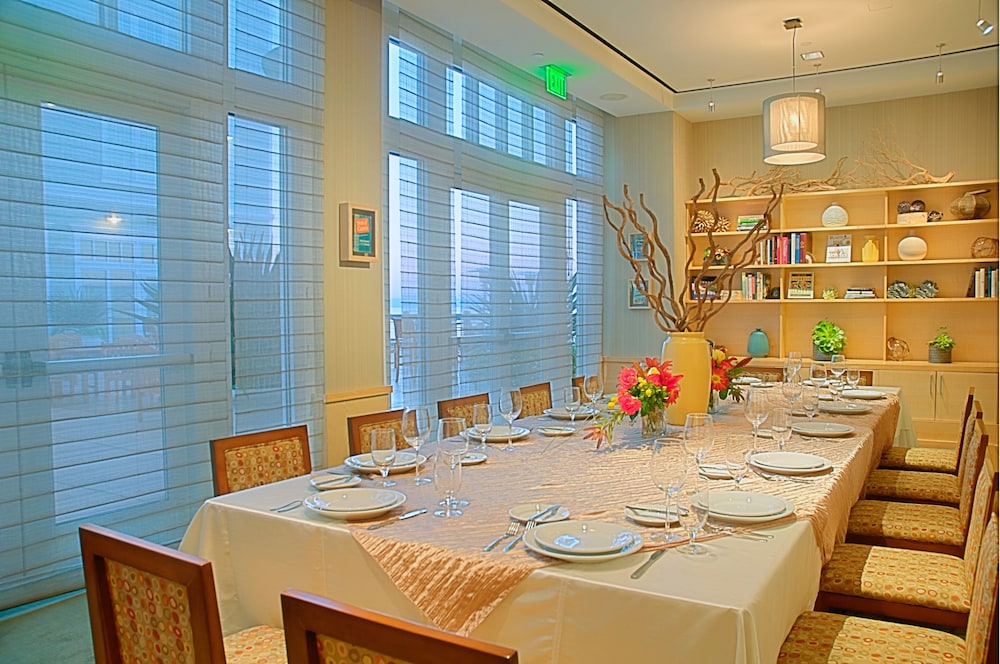 Family Dining