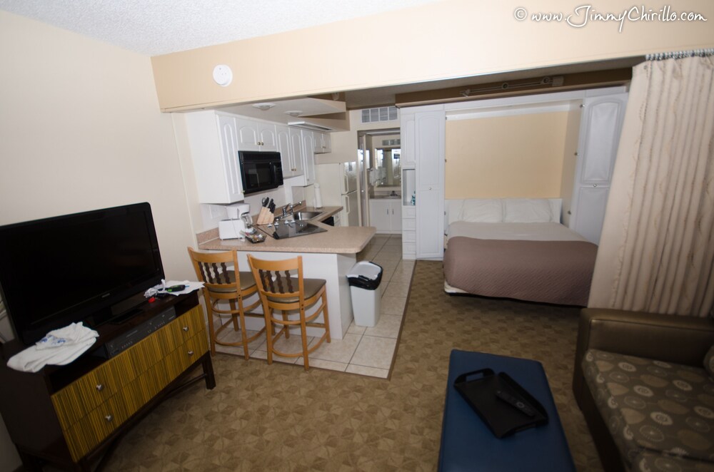 Room, Ocean View (Efficiency) - In-Room Kitchen