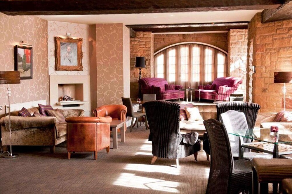 Hotel Bar