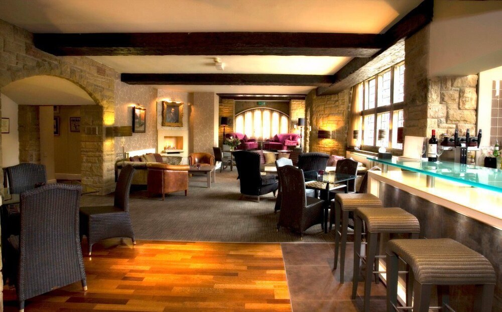 Hotel Bar