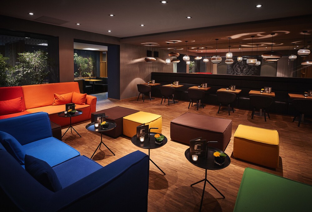 Hotel Bar