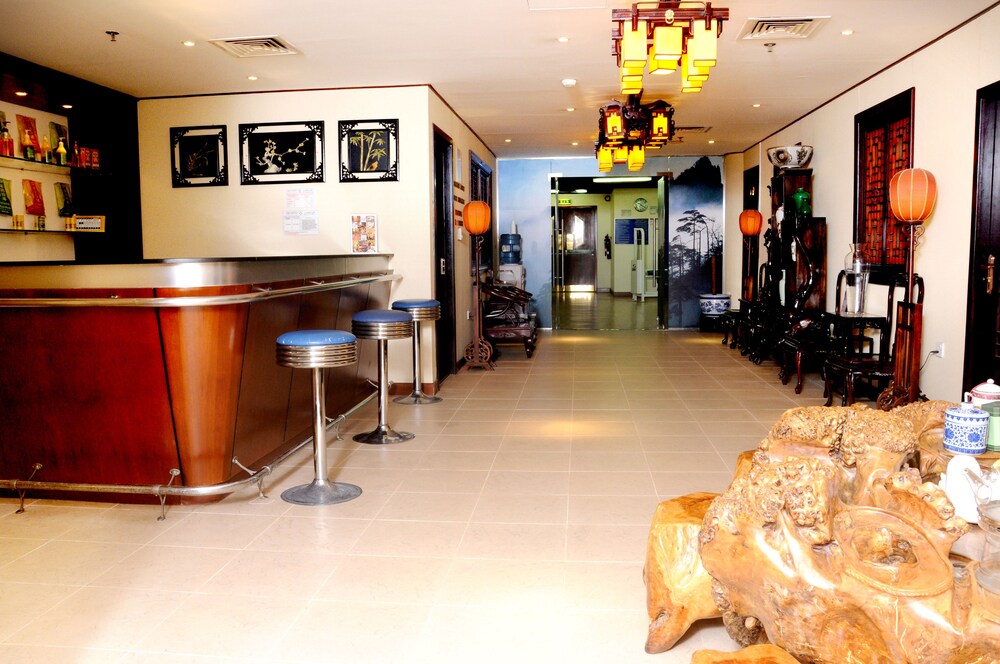 Hotel Bar