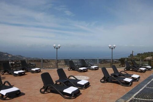 Sundeck