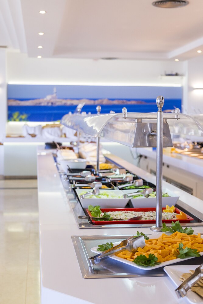 Food Court