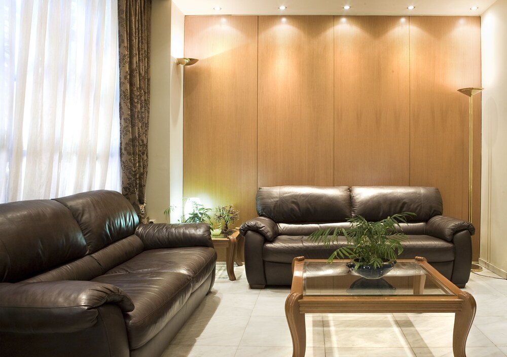 Hotel Lounge
