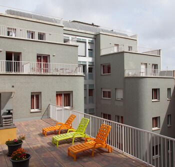 Sundeck