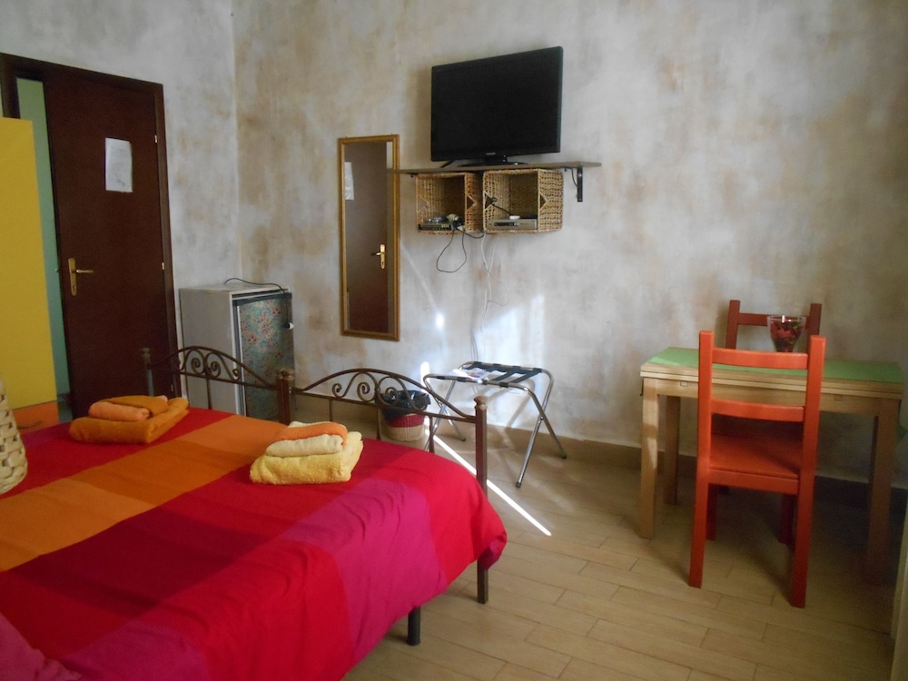 Apartment (2 Pax) - Guestroom