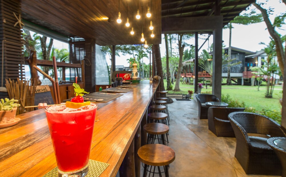 Hotel Bar