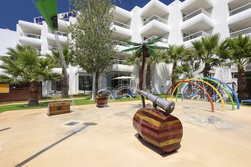 Childrens Play Area - Outdoor