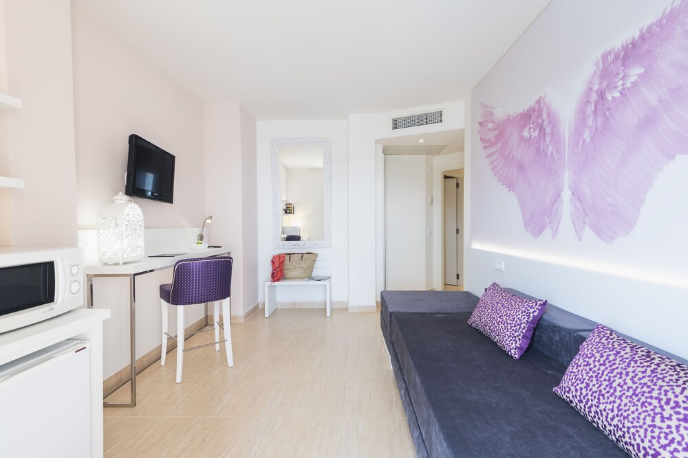 Suite - Guestroom