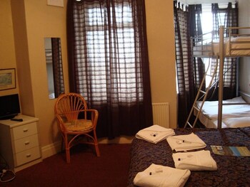 Guestroom