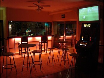 Hotel Bar