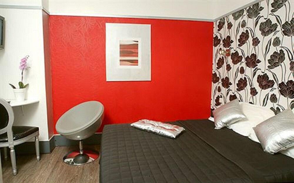 Guestroom