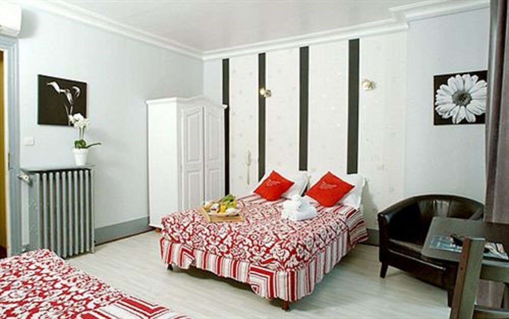 Guestroom