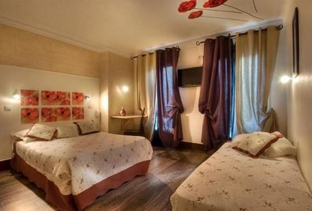 Guestroom