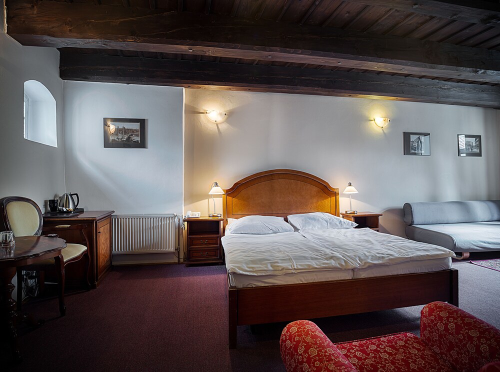 Guestroom