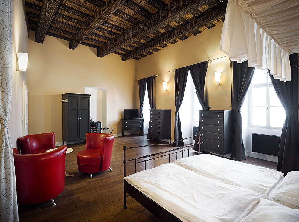 Guestroom