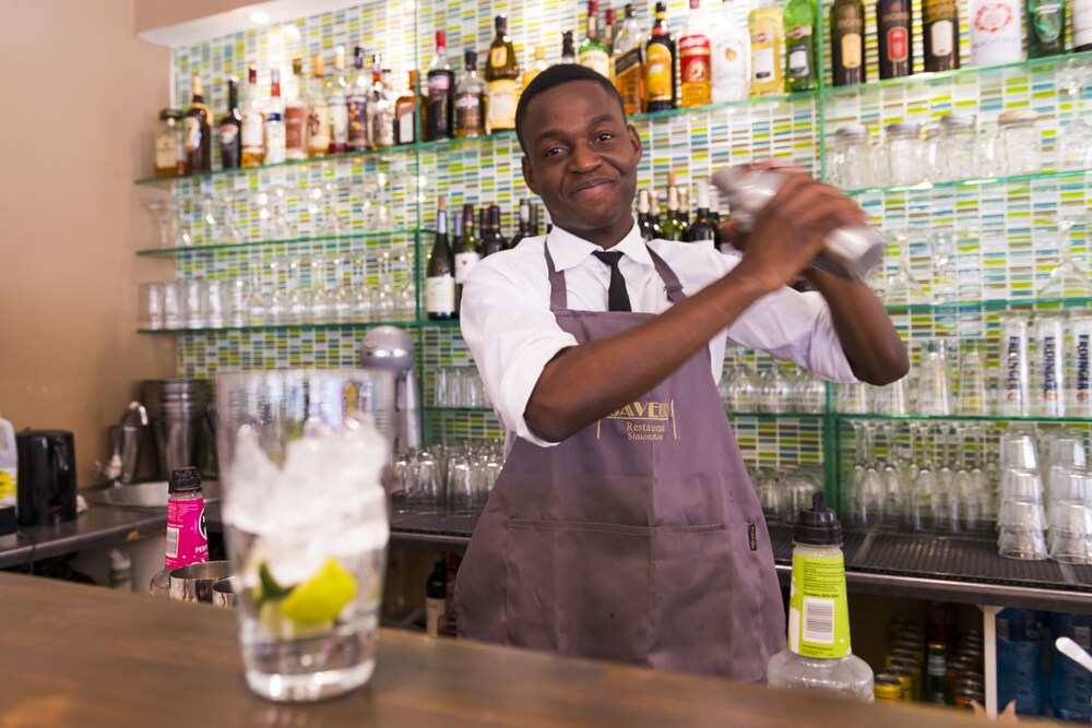 Hotel Bar