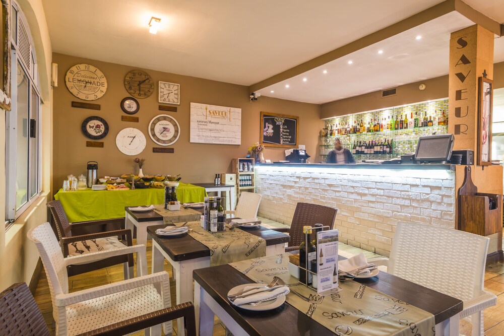 Cafe
