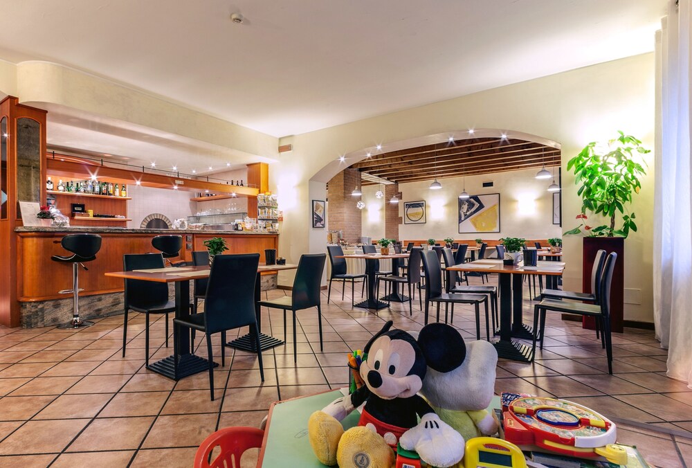 Snack Bar
