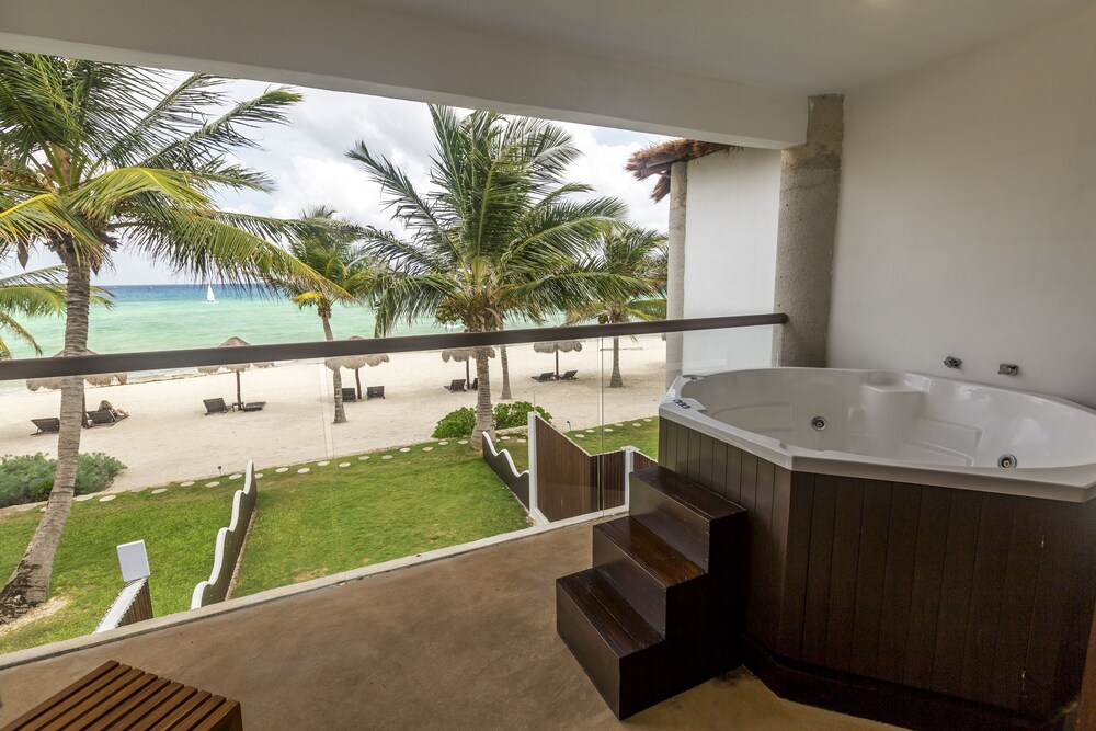 Jetted Tub