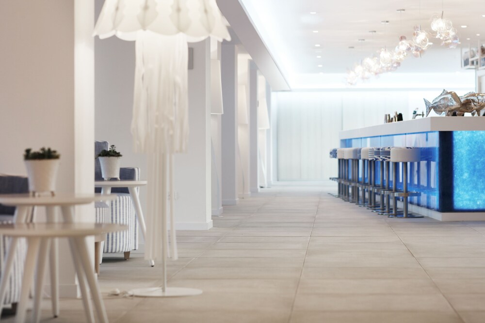 Hotel Bar