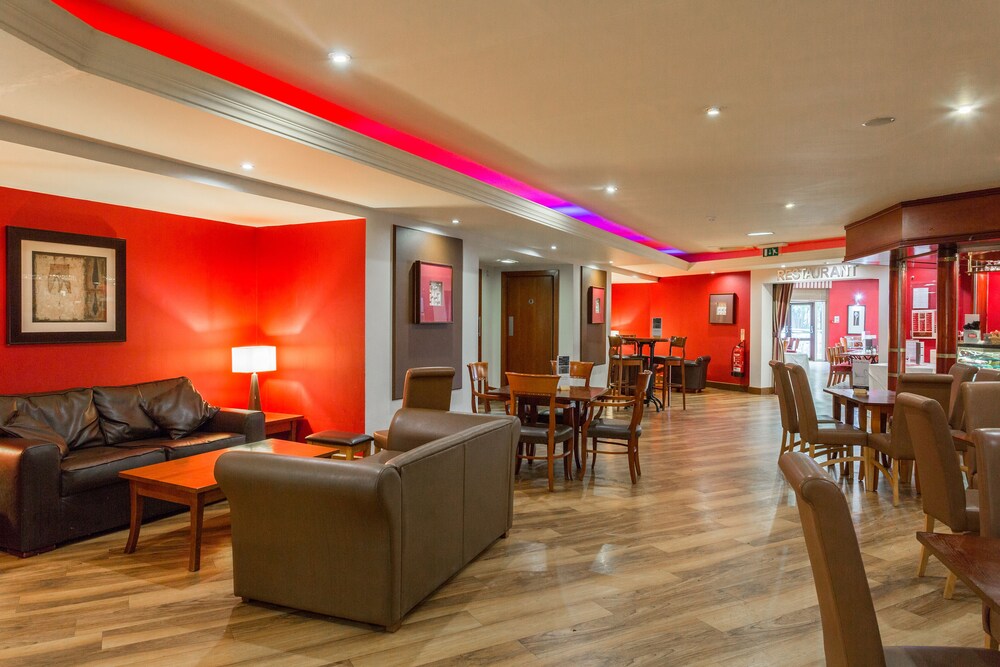Hotel Bar