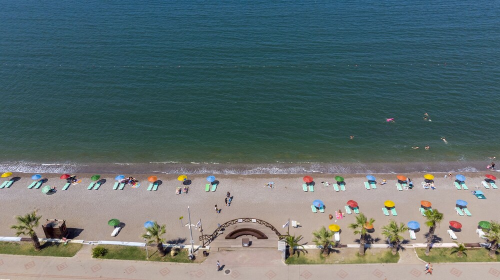 Beach/Ocean View