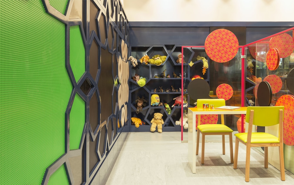 Childrens Play Area - Indoor