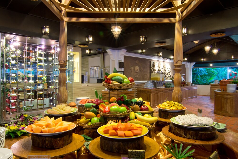 Food Court