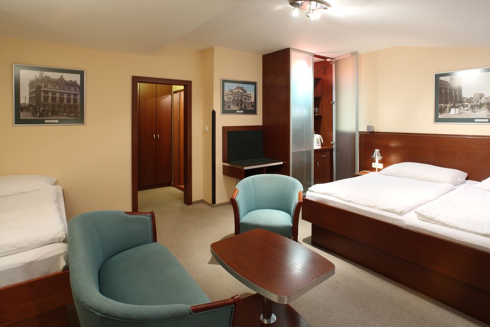 In-Room Kitchenette